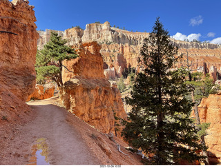 123 a18. Bryce Canyon - Peekaboo hike