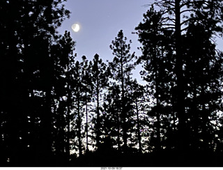 256 a18. Bryce Canyon moon