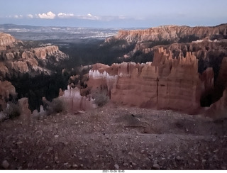 Bryce Canyon moon