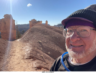 101 a18. Bryce Canyon Fairyland Trail hike - Adam - my chosen hoodoo