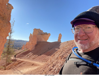 102 a18. Bryce Canyon Fairyland Trail hike - Adam - my chosen hoodoo