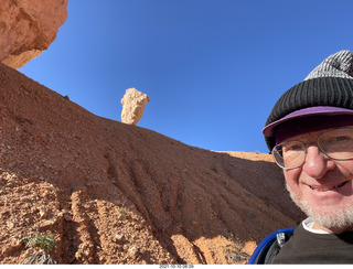 Bryce Canyon Fairyland Trail hike - Adam and chosen hoodoo