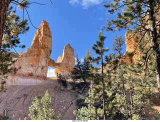 Bryce Canyon Fairyland Trail hike - Tower Bridge