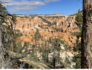 157 a18. Bryce Canyon Fairyland Trail hike