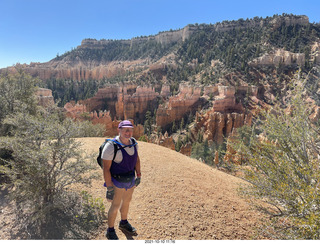 Bryce Canyon - Wall Street hike - Adam