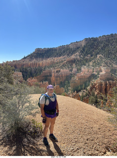 Bryce Canyon Fairyland Trail hike - Adam