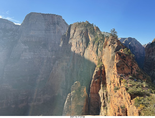 Zion National Park - Scout Landing - Angels Landing hikers