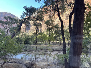 Zion National Park - Scout Landing hike