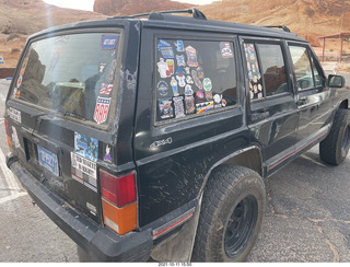 402 a18. Valley of Fire State Park - Nevada - White Domes - funky car