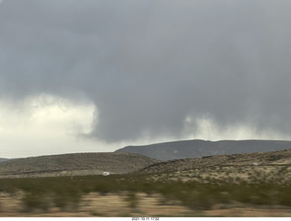 500 a18. Arizona I-15 Virgin River drive - amazing rocks and views - low clouds