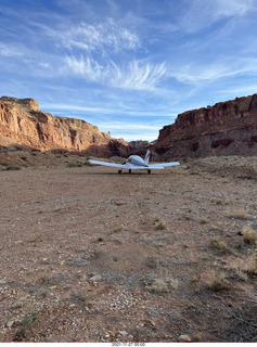 Utah back country - Hidden Splendor airstrip area on the ground