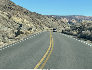 41 a19. Utah - Arches National Park drive