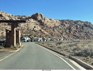50 a19. Utah - Arches National Park - line of cars to get in (we came earlier)
