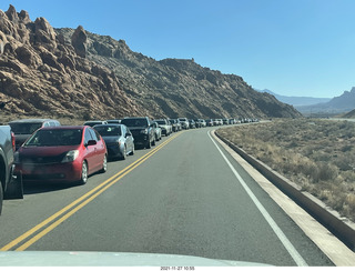 55 a19. Utah - Arches National Park - line of cars to get in (we came earlier)