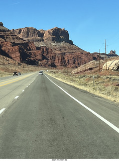 58 a19. drive to canyonlands