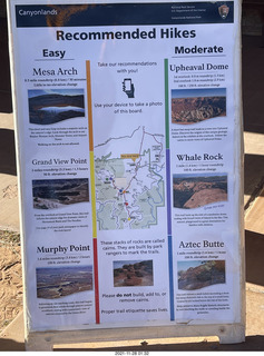 Utah - Canyonlands National Park - hikes sign