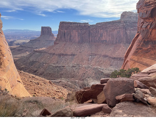 Utah - Canyonlands National Park - Lathrop hike - Shea and sign