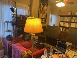 hifi room light