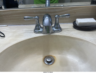 the sink spigot faucet I like in my master bathroom