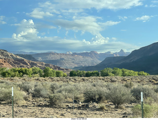 Utah drive to Wildcat Canyon trail