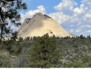 Northgate Peaks trail - vista view