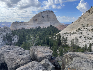 Northgate Peaks trail - vista view