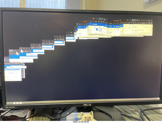 1 a1n. my Windows laptop - strange window movement