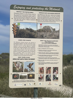 15 a1s. Astro Trails - Australia - beach sign