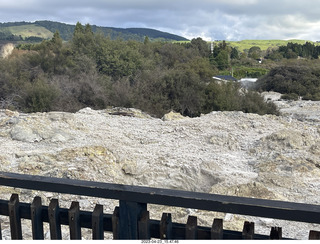 227 a1s. New Zealand - Hell's Gate - mud and thermal walk