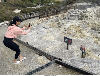 New Zealand - Hell's Gate - mud and thermal walk