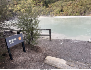 New Zealand - Hell's Gate - mud and thermal walk - sign MEDICINE LAKE