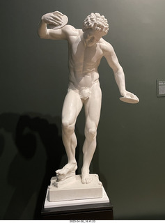 263 a1s. New Zealand - Auckland Art Museum - man sculpture