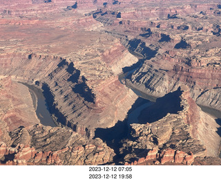 184 a20. aerial - Utah back-country - Canyonlands confluence