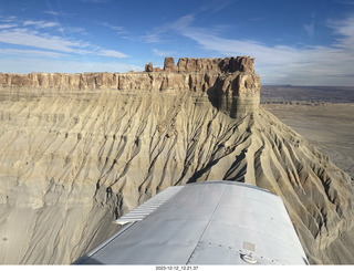 87 a20. aerial - Utah back-country