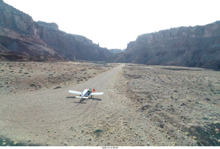 306 a20. Tyler drone photo - Hidden Splendor airstrip + N8377W + Adam