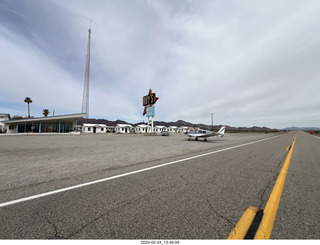 Amboy - Roy's Motel with N8377W
