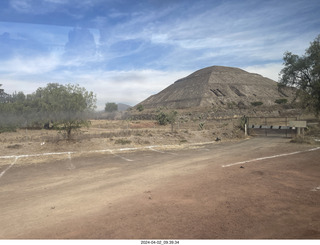 drive to Teotihuacan - Mexicable gondola lift