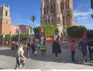 San Miguel de Allende  - tall people