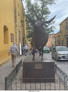 119 a24. San Miguel de Allende - bull statue