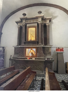61 a24. San Miguel de Allende - inside the church
