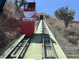 87 a24. Guanajuato - lift