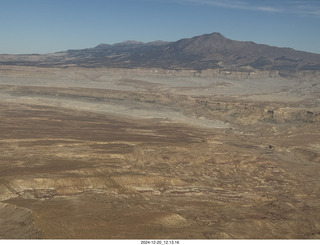 3 a2c. aerial - Utah back country