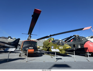 Midtown Manhattan - Intrepid Museum