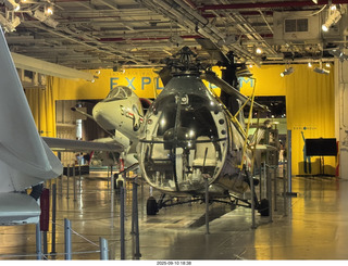 135 a2m. Midtown Manhattan - Intrepid Museum