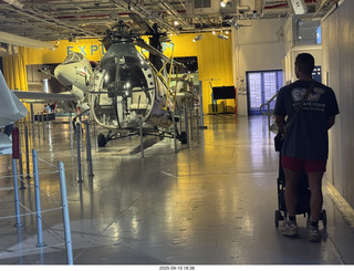 136 a2m. Midtown Manhattan - Intrepid Museum