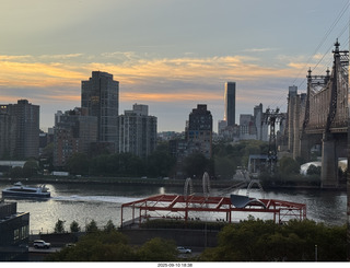Midtown Manhattan - Queensborough Bridge sunrise