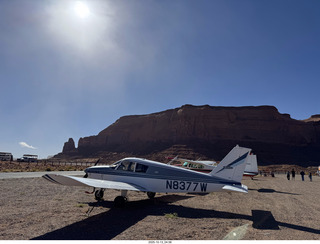 Monument Valley airport - N8377W