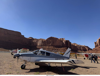 Monument Valley airport - N8377W
