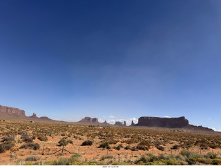 Monument Valley airport - N8377W