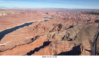 38 a2q. aerial - Arizona - Page to Nokai Dome